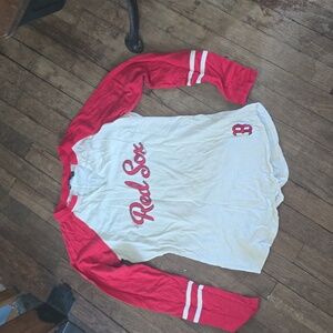 Excellent condition Red Sox shirt.
